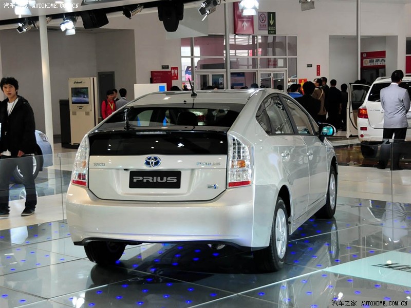 豐田第四代普銳斯混動系統(tǒng)減重 配鋰離子電池 