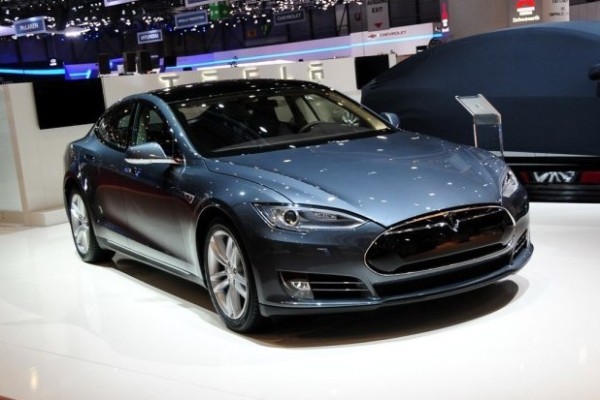 特斯拉引領鋰電池狂潮 深挖產業鏈