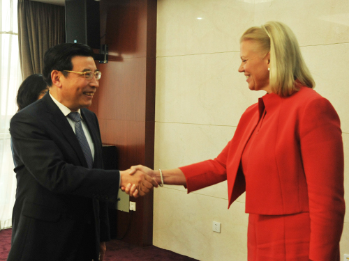 苗圩會見美國IBM公司董事長、總裁羅睿蘭