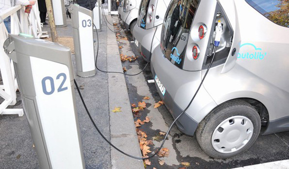 限購是“懶政” 汽車租賃黃金時代已經來臨