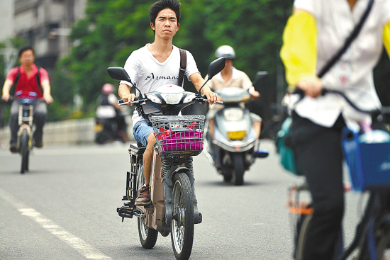 電動車電池帶來的環境污染引起關注