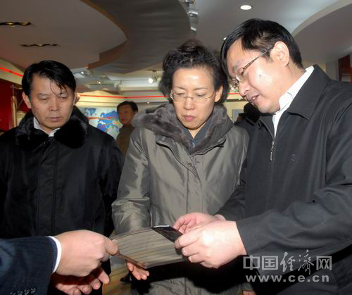 紅黃綠之爭轉戰新材料領域 樂凱集團收獲多項“第一”