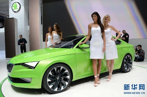第84屆日內(nèi)瓦國際汽車展 混動和電動跑車成新寵