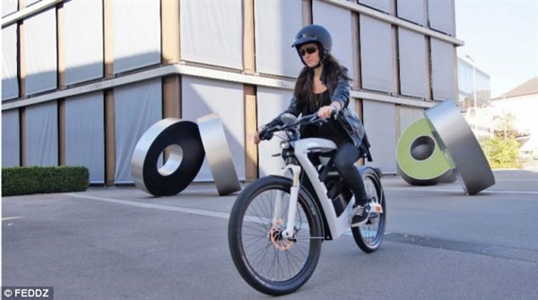 德國超牛天價電動自行車 外形好眼熟