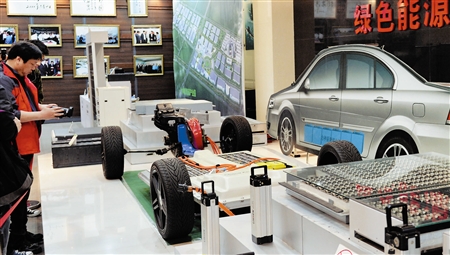 廣泛布局充換電設施 解決電動汽車推廣瓶頸問題