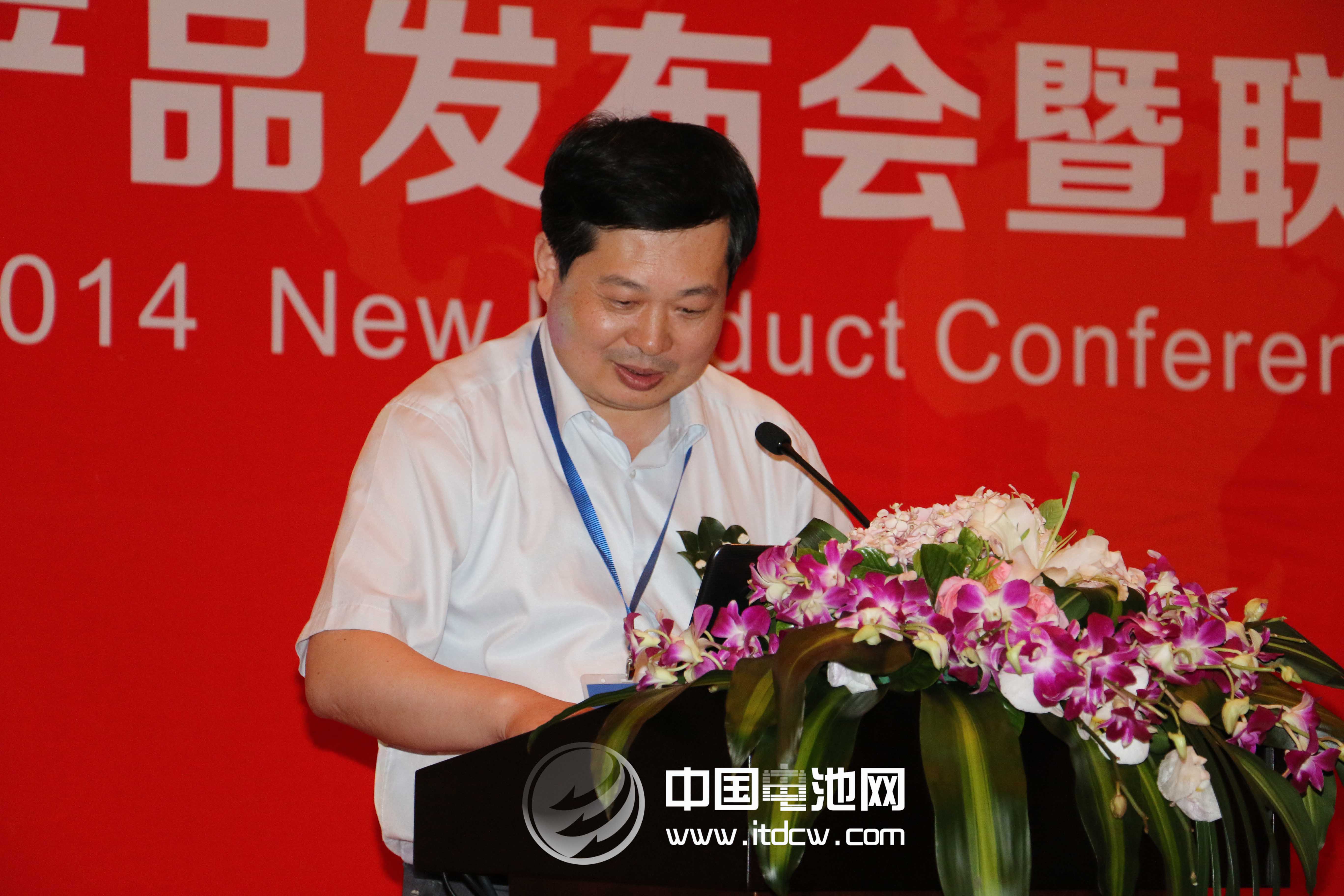 六氟磷酸鋰國產化進程加速 2013年產量超3200噸