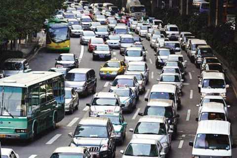 廣東新能源汽車或不受限號(hào)約束 可共享公交車道