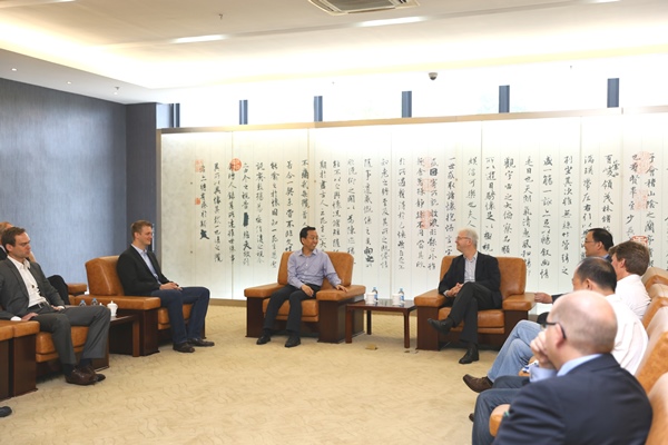 中德雙邊“全固態電池”研討會在上海交大召開