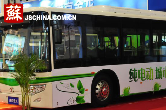 南京出臺細則：私家車每輛補3.5萬元 公交車補30萬元