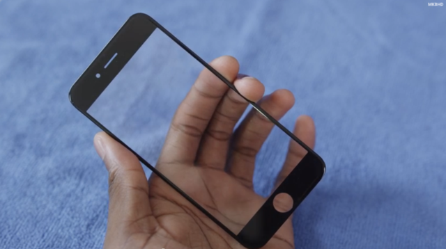 蘋果iPhone6屏幕設(shè)計(jì)存在瑕疵 或?qū)е卵舆t發(fā)布