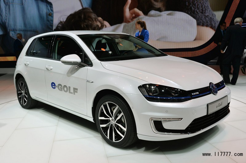 大眾：2020年電動(dòng)汽車?yán)m(xù)航里程超300英里