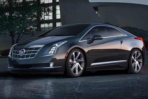 寶馬、凱迪拉克、特斯拉推出電動車升級版 銷量持續(xù)上升