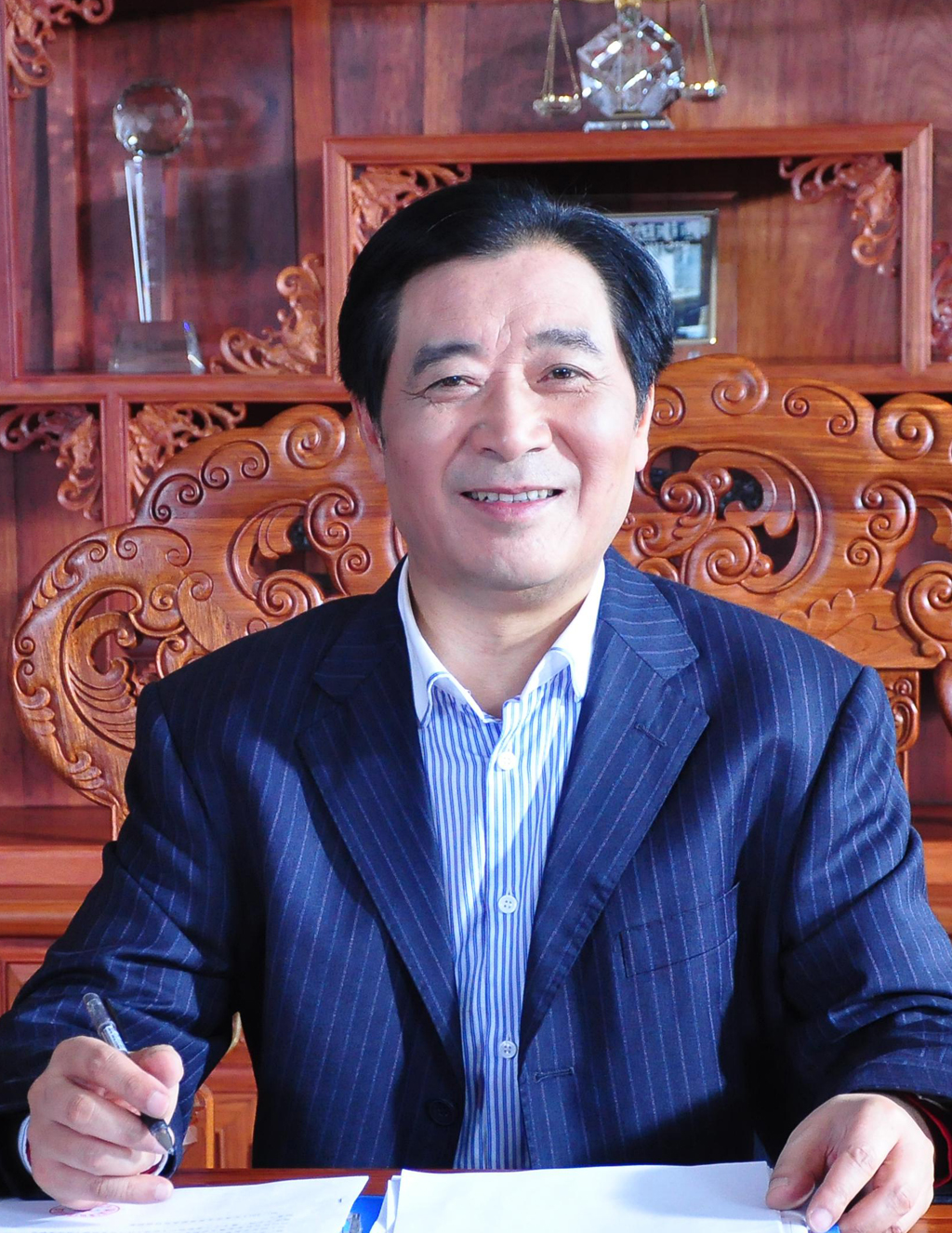 安徽天康(集團(tuán))股份有限公司董事長(zhǎng)兼總裁、黨委書記 趙寬 安徽天康(集團(tuán))股份有限公司董事長(zhǎng)兼總裁、黨委書記 趙寬
