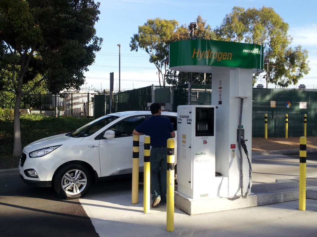 英國宣布投資1100萬英鎊推動氫燃料電池汽車發(fā)展 英國宣布投資1100萬英鎊推動氫燃料電池汽車發(fā)展