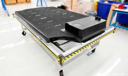 石墨烯可望低成本規(guī)模化生產  瓶頸：成本和生產