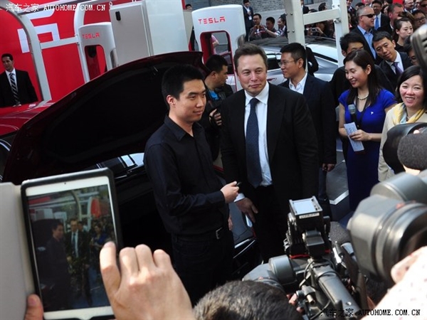 汽車之家CEO李想評特斯拉：我都***的快瘋了！
