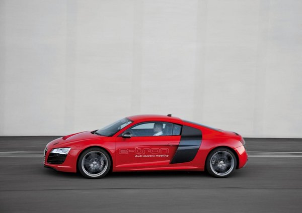 奧迪推全新電動車續航能力480公里 劍指特斯拉Model S 奧迪推全新電動車續航能力480公里 劍指特斯拉Model S