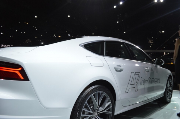 從未如此饑渴：洛杉磯車展上的燃料電池汽車