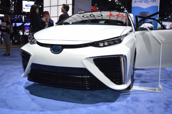 豐田：世界上最清潔環保的燃料電池汽車將于下月上市銷售