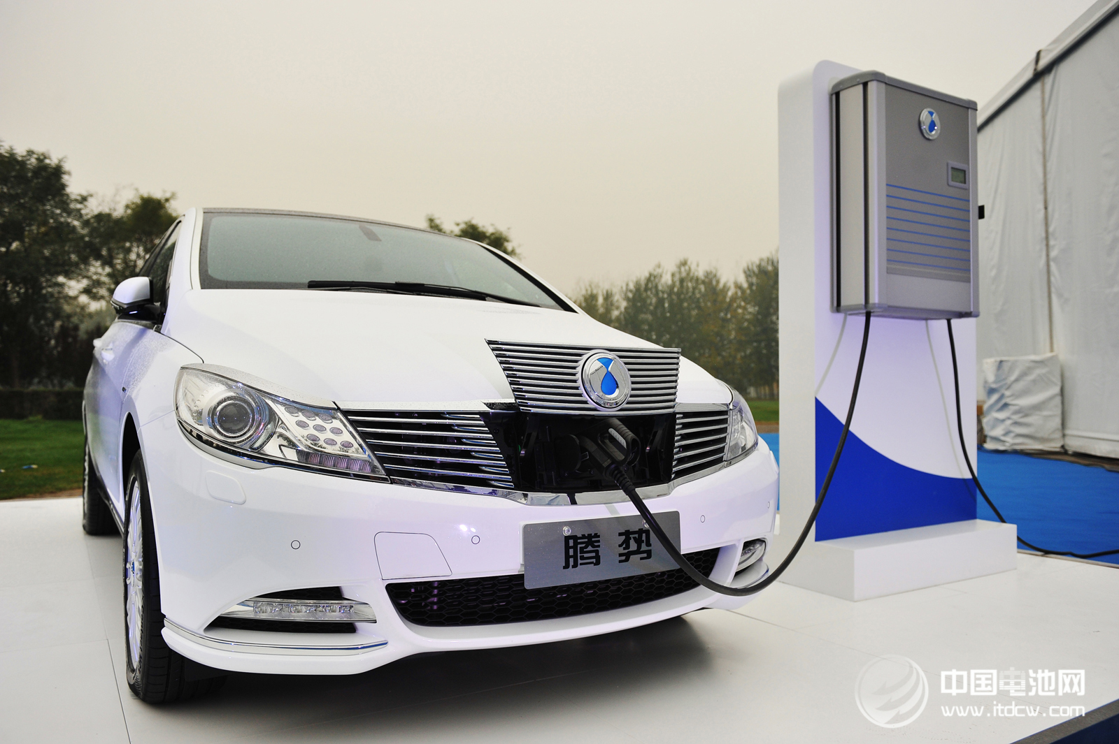 40萬一輛的比亞迪騰勢電動車 都是什么人買？