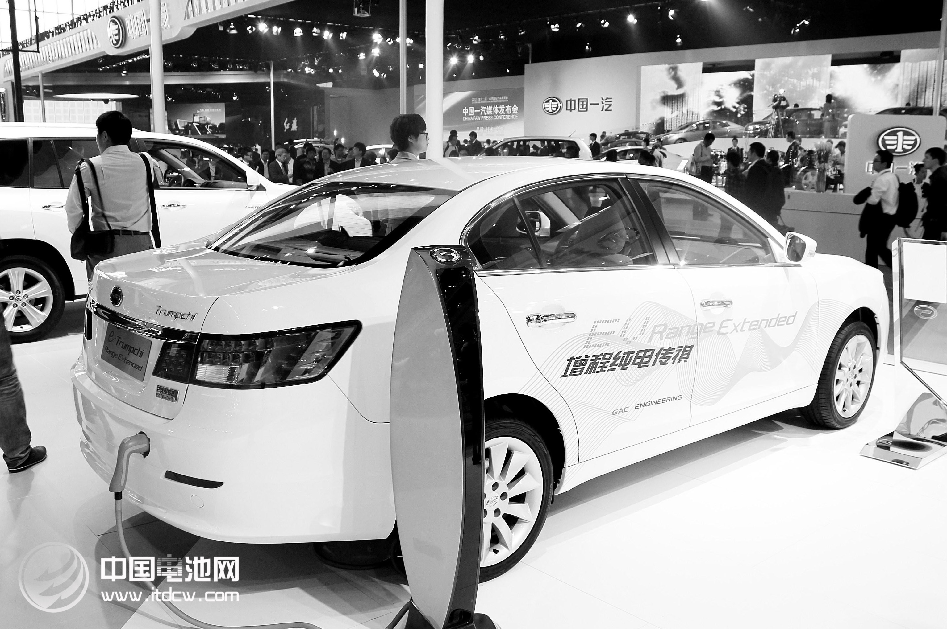 新能源車準(zhǔn)入門檻明確 IT企業(yè)低速電動車企難進(jìn)入 新能源車準(zhǔn)入門檻明確 IT企業(yè)低速電動車企難進(jìn)入