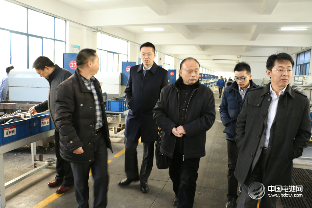 中國(guó)電池網(wǎng)率團(tuán)參觀考察安徽天康集團(tuán)鋰電新能源 中國(guó)電池網(wǎng)率團(tuán)參觀考察安徽天康集團(tuán)鋰電新能源