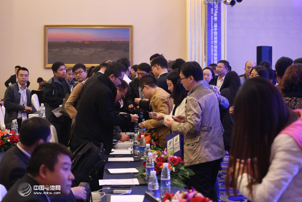 小米要用無(wú)負(fù)極電池?鋰電“達(dá)沃斯”讓麻省固體能源出名 小米要用無(wú)負(fù)極電池?鋰電“達(dá)沃斯”讓麻省固體能源出名