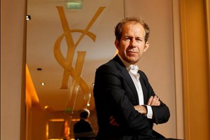 時尚“觸電”科技圈：他們為什么去蘋果公司？