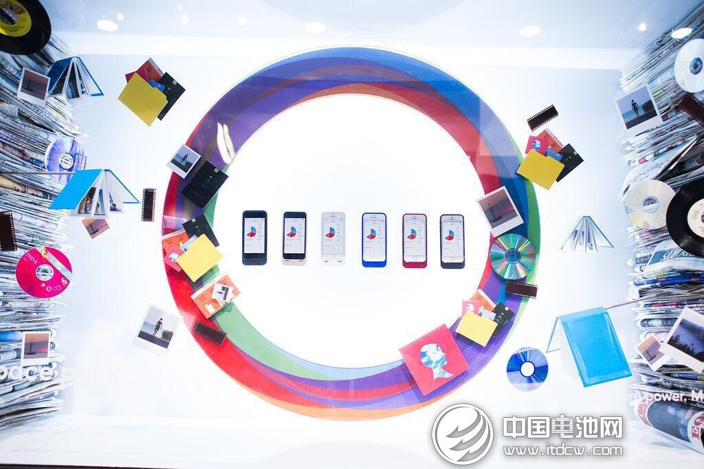 美國Mophie驚艷2015 CES  發布多款移動電源新品