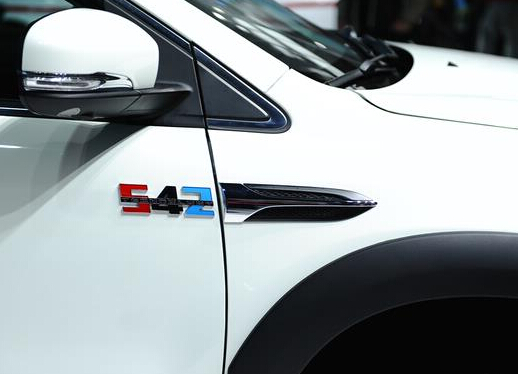 比亞迪定價(jià)六十萬試水粉絲經(jīng)濟(jì) 王傳福能笑到最后嗎? 比亞迪定價(jià)六十萬試水粉絲經(jīng)濟(jì) 王傳福能笑到最后嗎?