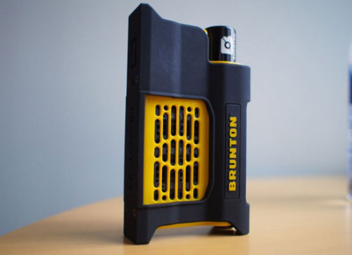 不再是浮云  傳說氫燃料電池的移動(dòng)電源開賣