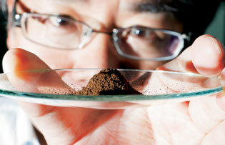 稀土價格持續(xù)走高 行業(yè)望現(xiàn)周期性反轉(zhuǎn)