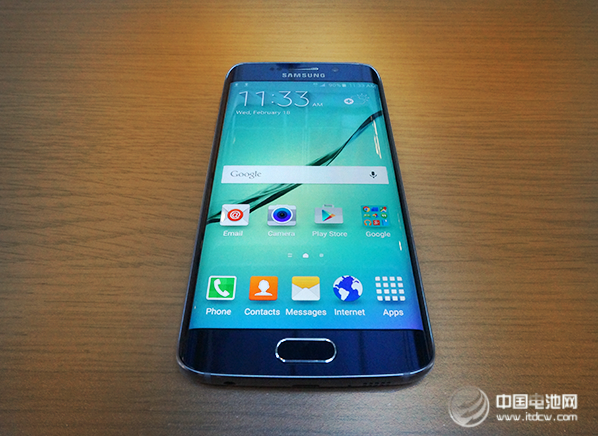 三星Galaxy S6外媒評論匯總:對抗蘋果iPhone 三星Galaxy S6外媒評論匯總:對抗蘋果iPhone