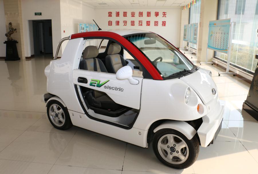 “違法論”將低速電動車　一炮轟回“解放前”