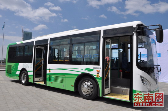 福建新能源汽車一季度推廣1460輛 純電動車超7成 福建新能源汽車一季度推廣1460輛 純電動車超7成