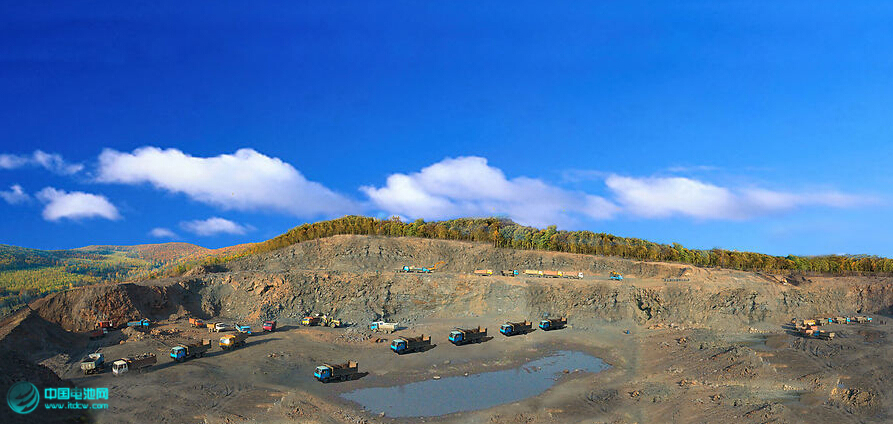 蘿北近半數(shù)石墨就地深加工 加速打造世界石墨之谷 蘿北近半數(shù)石墨就地深加工 加速打造世界石墨之谷