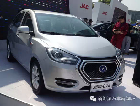 三元材料漸成趨勢 磷酸鐵鋰或?qū)ⅰ镑鋈浑x場”? 三元材料漸成趨勢 磷酸鐵鋰或?qū)ⅰ镑鋈浑x場”?