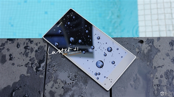 日本手機 日本手機