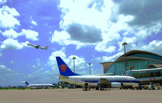 杭州蕭山國際機(jī)場飛機(jī)停靠將不“喝”油改用“充電寶”