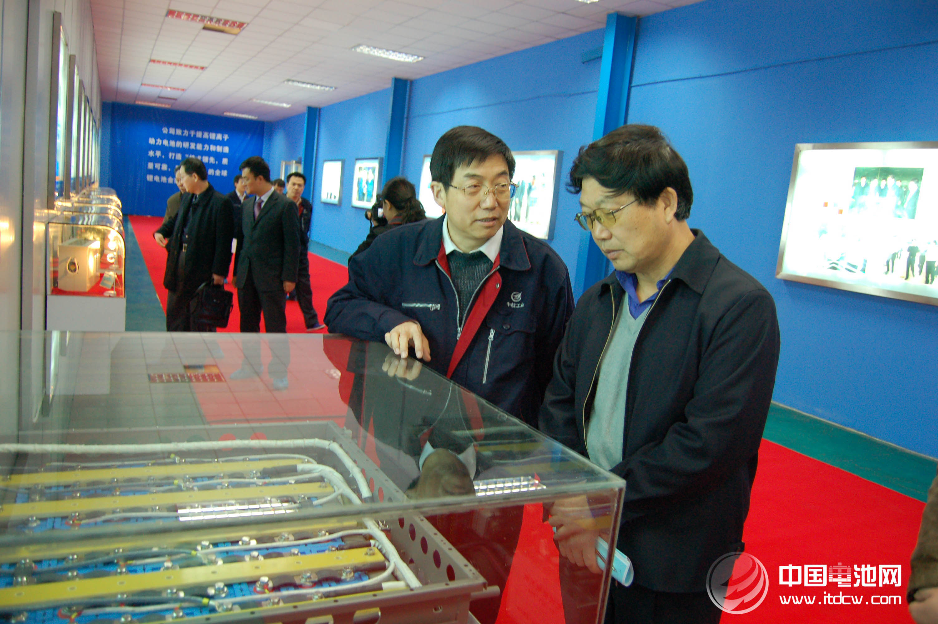 國(guó)產(chǎn)動(dòng)力電池?fù)寠Z市場(chǎng)失利  強(qiáng)制效力行業(yè)規(guī)范待建