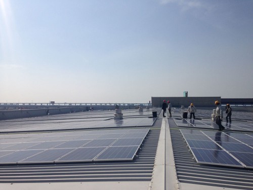 光伏產(chǎn)業(yè)下半年前景向好 8家公司共定增超227億元