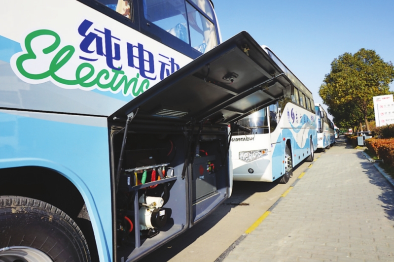 一線城市新政頻出 新能源汽車勢(shì)頭更“勁” 一線城市新政頻出 新能源汽車勢(shì)頭更“勁”