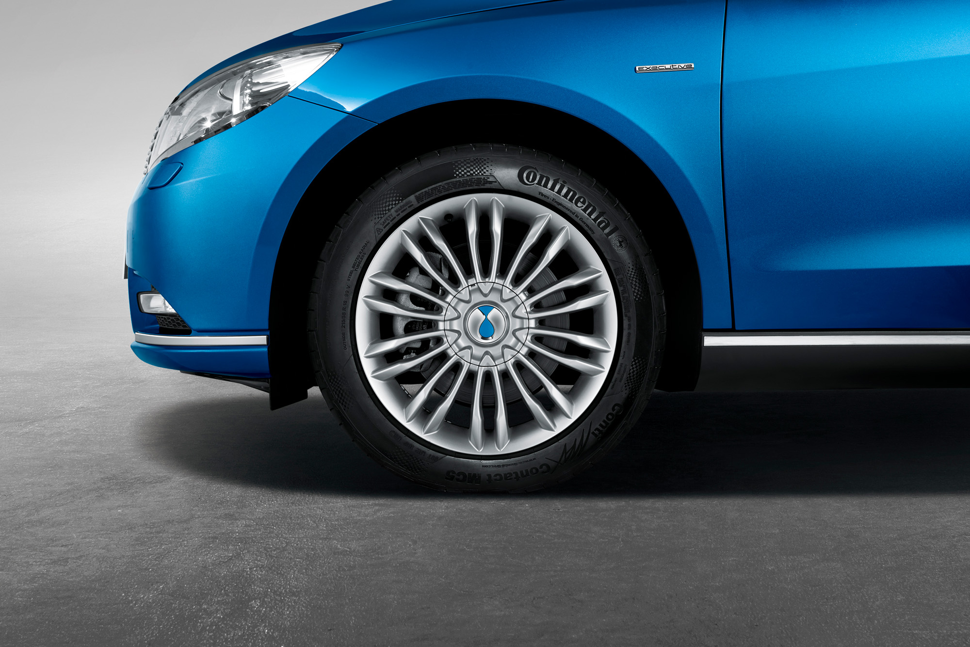 新能源汽車板塊強勢 逾13億元大單追捧8只概念股 新能源汽車板塊強勢 逾13億元大單追捧8只概念股