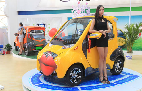 河北邢臺988輛低速電動車獲牌照 上牌只需30分鐘