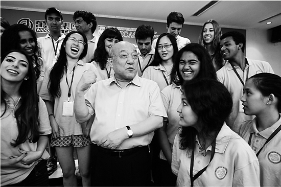 魯冠球隨國家領導人四年三度訪美 新能源汽車利好多大? 魯冠球隨國家領導人四年三度訪美 新能源汽車利好多大?