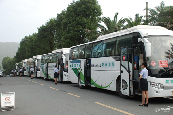沒有充電樁也能跑 配移動充電車20分鐘可充80度電