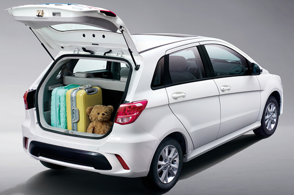 2015年世界休閑體育大賽青島萊西舉辦：體驗北汽電動車