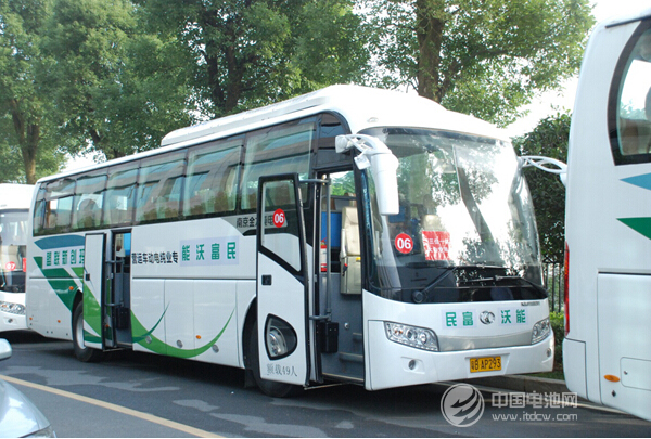 民富沃能推出了“快充快補+移動補電”的創新模式