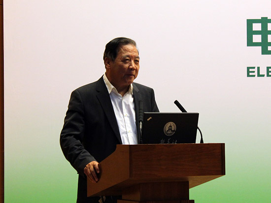 中國汽車工程學(xué)會(huì)理事長付于武 中國汽車工程學(xué)會(huì)理事長付于武