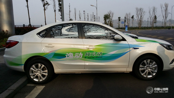 新能源汽車前三季銷量增2.3倍 將成十三五投資熱點(diǎn) 新能源汽車前三季銷量增2.3倍 將成十三五投資熱點(diǎn)